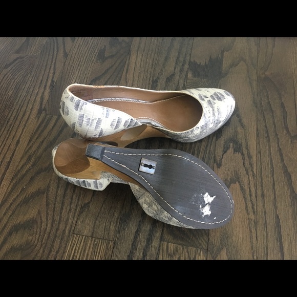 Anthropologie Schuler + Sons Snakeskin wedges 61/2 - Picture 3 of 8